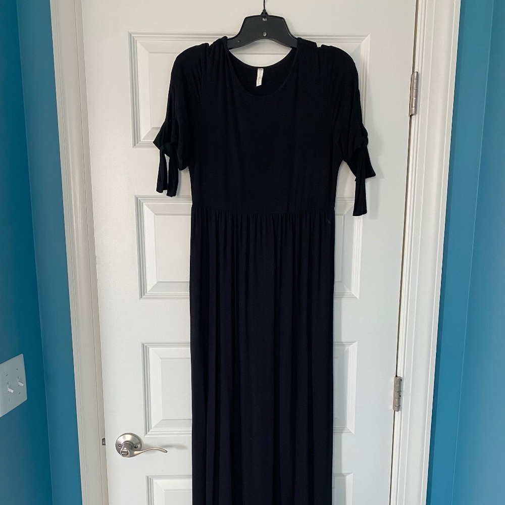 Maternity Dresses - image 3